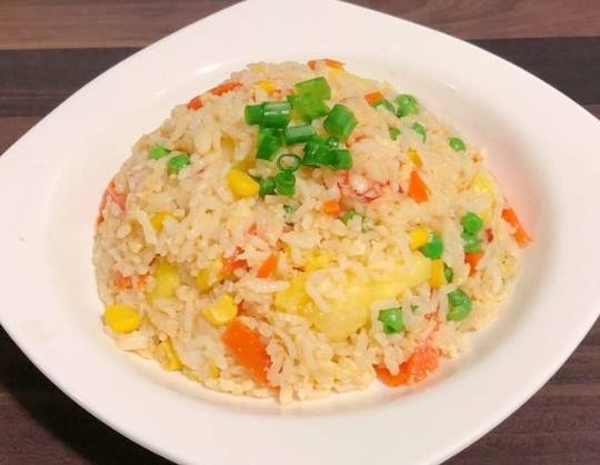 蛋炒饭先炒蛋q是炒饭Q蛋炒饭如何把湿c饭炒干